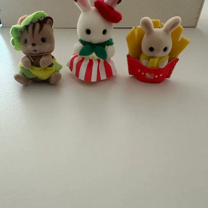 [BUNJANG] Sylvanian Families Blind Bag Hamburger Series Bundle Set / (오늘무배!)실바니안 블라인드백  햄버거 감튀 토끼 3종세트
