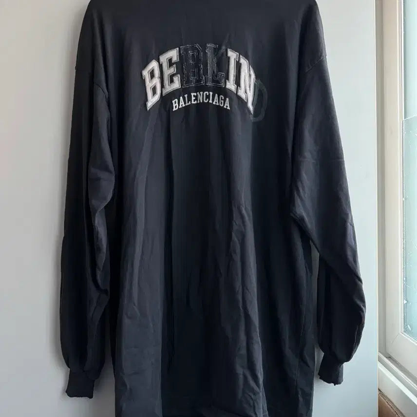 [SOLD OUT] [1] 발렌시아가 비카인드 롱슬리브