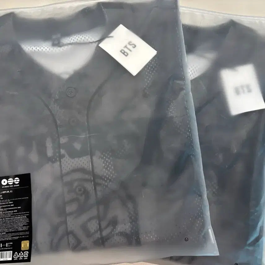 [BUNJANG] BTS J-Hope Arirang Jersey (M/XL) / [미개봉현물] bts 아리랑 제이홉 저지 M/ XL jersey