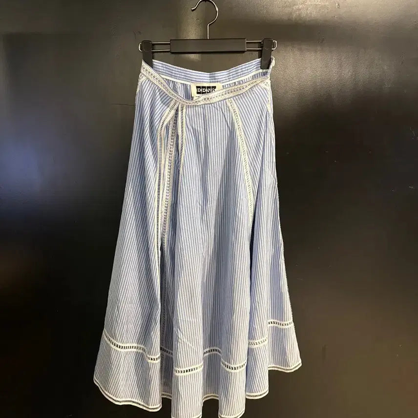 [SOLD OUT] eenk 잉크 스트라이프 롱스커트