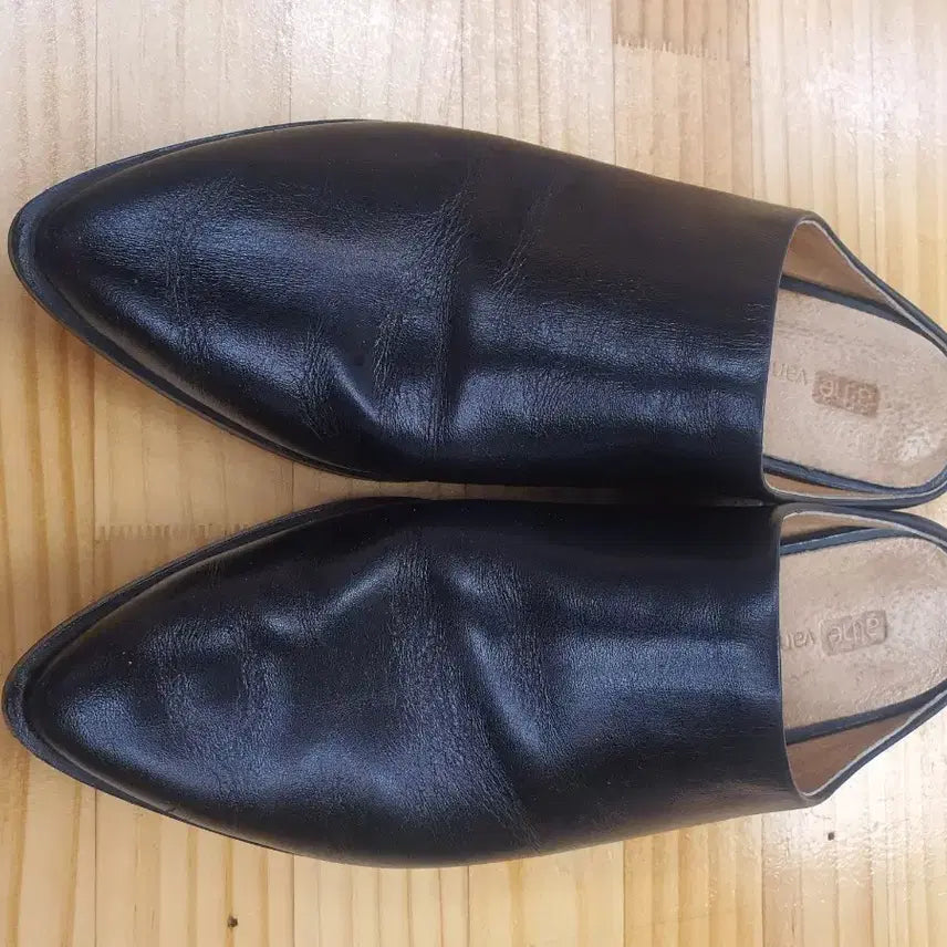 [BUNJANG] Athé Vanessa Bruno Natural Cowhide Leather Pointed Toe Mules/Bloafers (VKS07F807BK) - Black, Size 245 / [245] 아떼 바네사브루노 천연소가죽 블로퍼 (VKS07F807BK)