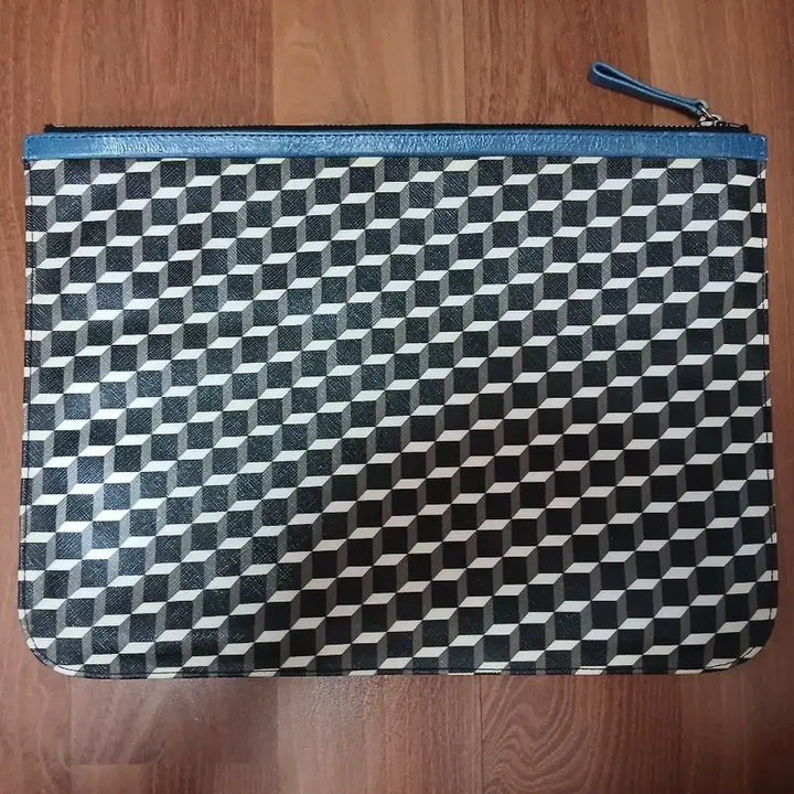 [BUNJANG] Pierre Hardy Cube Tricolor Clutch / 피에르하디 큐브 삼선 클러치