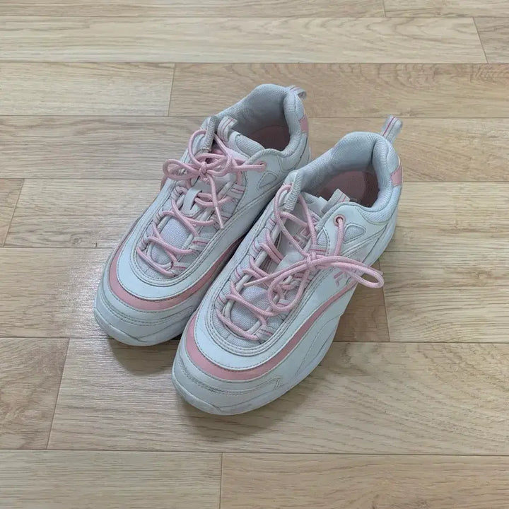 [BUNJANG] Fila Ray Sneakers Size 245 / 휠라 레이 운동화 245