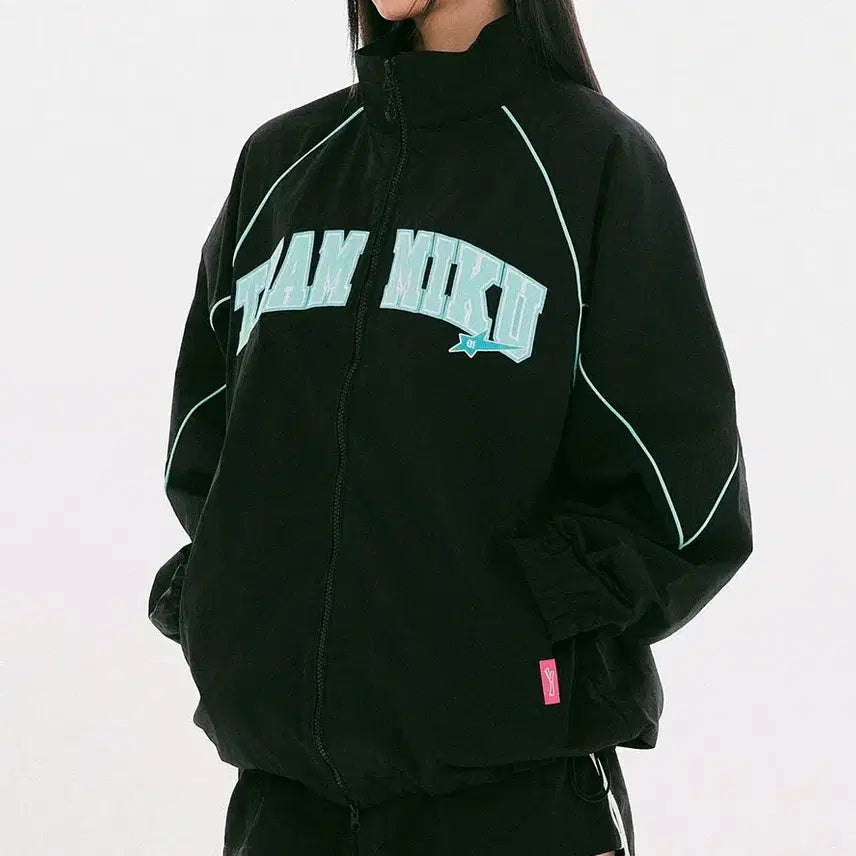 [BUNJANG] SPAO x Hatsune Miku Windbreaker XL (Sealed) / 스파오 미쿠 윈드브레이커 바람막이 xl 미개봉