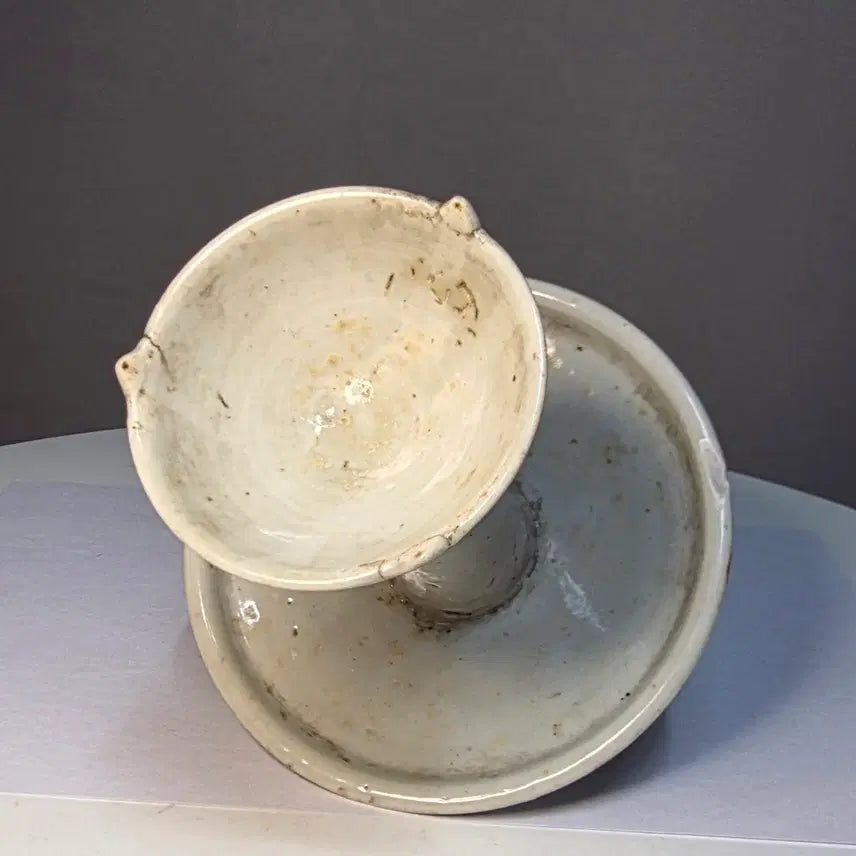 [BUNJANG] 19th Century Joseon White Porcelain Oil Lamp / 조선백자등잔