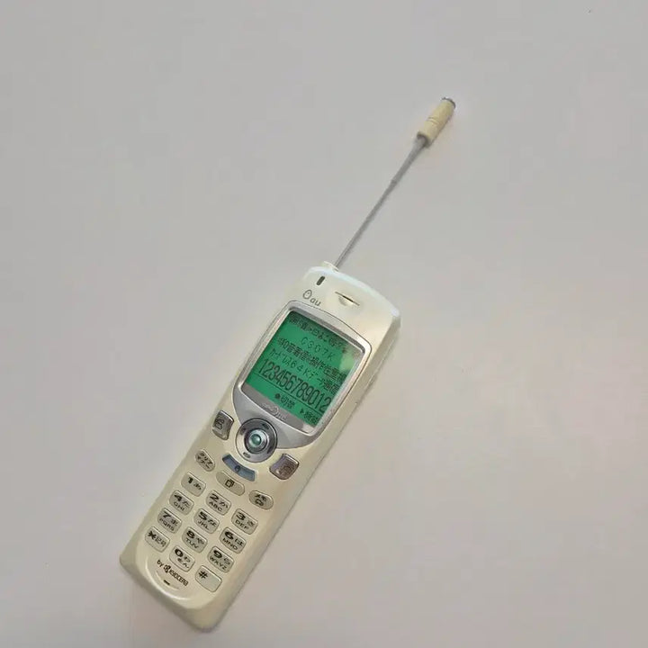 [BUNJANG] Au Retro Y2K Lemon Bar-Type Mock-up Phone Model / 일본 고전 y2k au 레몬 일본 핸드폰 모형폰 바형 목업폰