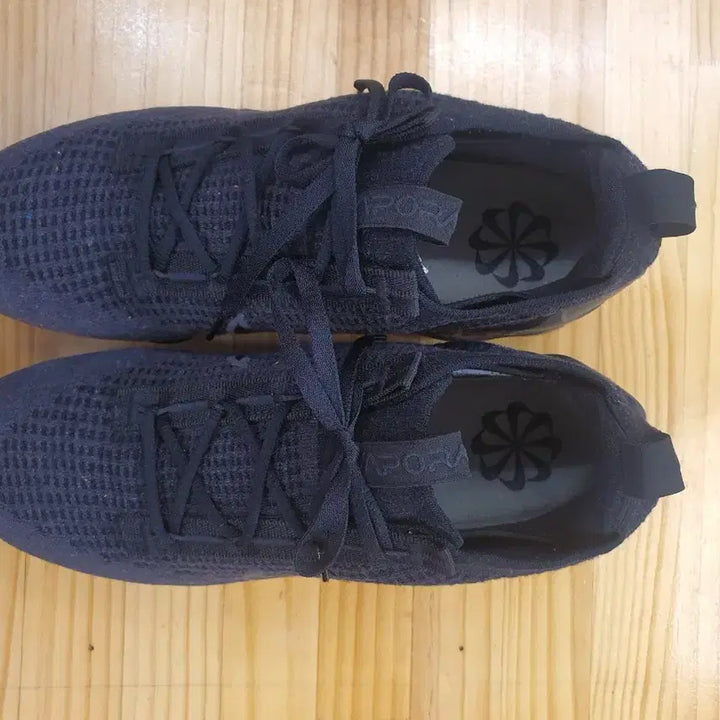 [BUNJANG] Nike Air VaporMax 2021 Flyknit Triple Black US 9.5 / [275] 나이키 에어 베이퍼맥스 2021 플라이니트 트리플 블랙