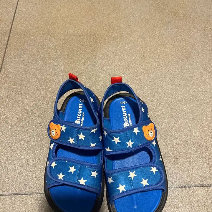 [SOLD OUT] 미키 하우스 핫비스킷 샌들 190