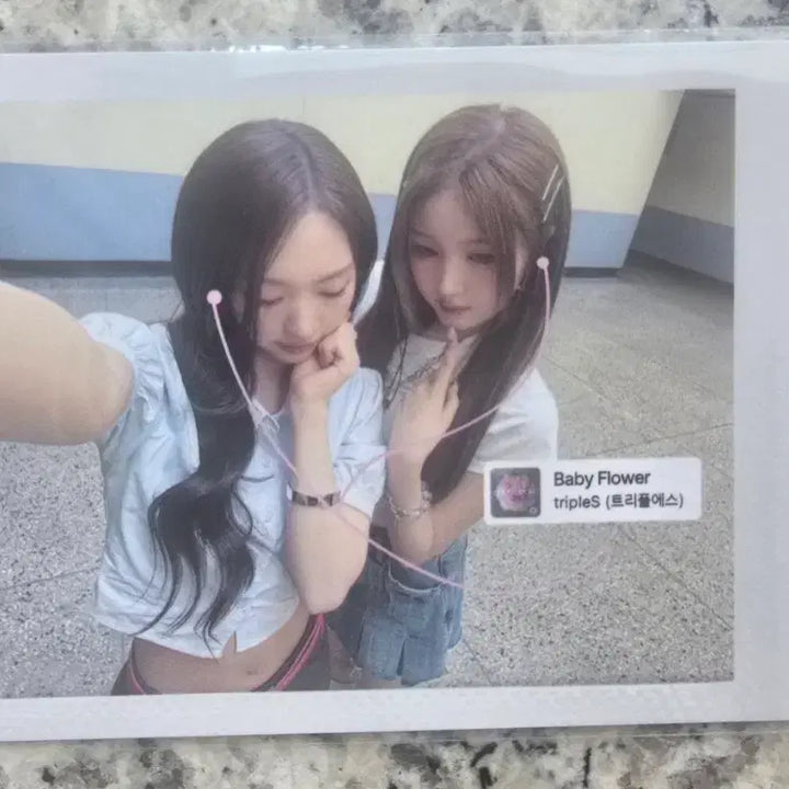[BUNJANG] TripleS Official Music Show Photocard Unit Soomin &amp; Joobin / 트리플에스 공방 포카 유닛 수민 주빈 양도