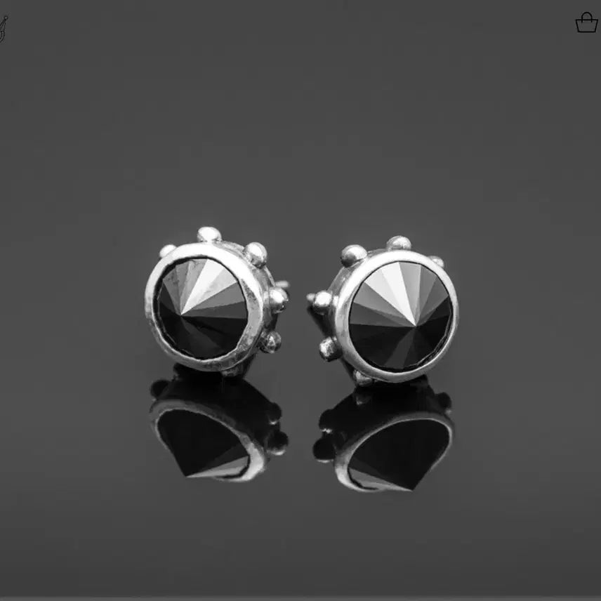 [BUNJANG] King Kroc Sterling Silver Zirconia Cubic Stud Earrings (Pair) / 킹크로치 스털링 실버 스터드 이어링(귀걸이)(한쌍)(미착용 제품)