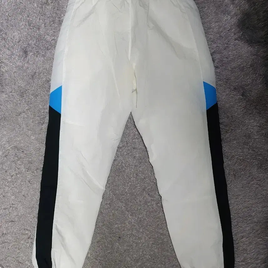 [BUNJANG] Nike Heritage Windrunner Woven Jogger Pants - White / 나이키 바지 헤리티지 윈드러너 우븐 조거 팬츠 화이트 m