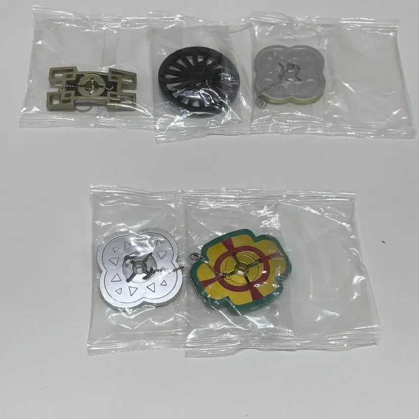 [BUNJANG] Demon Slayer: Kimetsu no Yaiba Sword Guard Umbrella Marker Keychain Gacha / 귀멸의 칼날 귀칼 코등이 우산 마커 키링 가챠 무이치로탄지로젠이츠텐겐