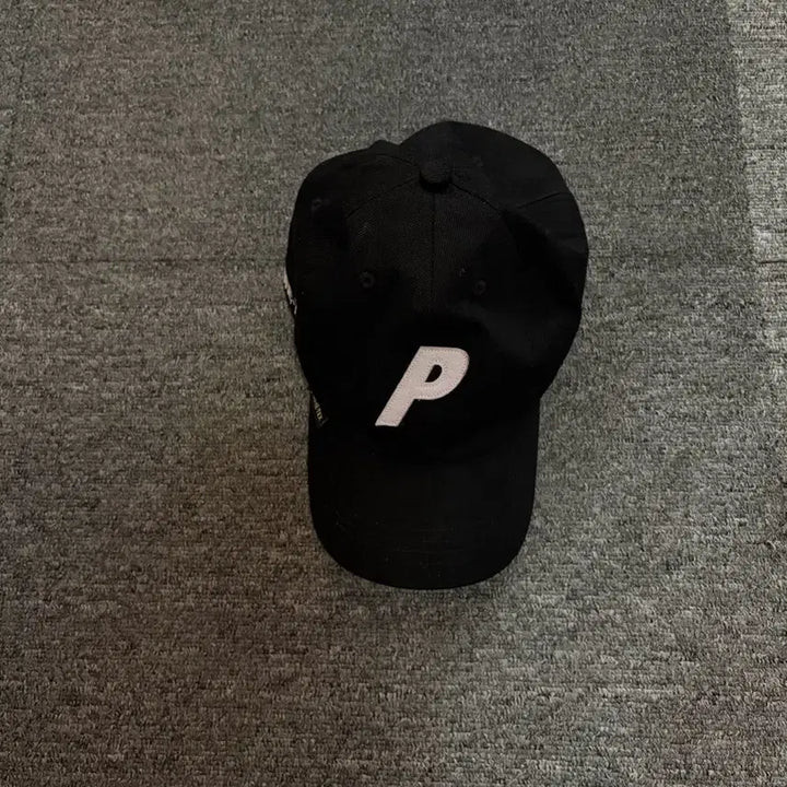 [BUNJANG] Palace Gore-Tex Black Denim 6-Panel Cap / 팔라스 고어텍스 블랙데님 6패널 캡