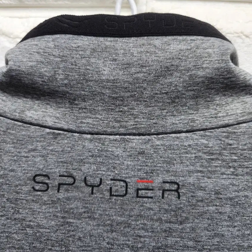 [BUNJANG] Spider Training Functional Zip-Up Jacket Size 100 / 스파이더 트레이닝 기능성 집업자켓 100사이즈 k979