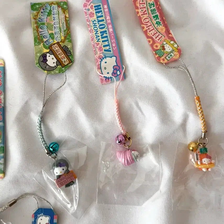[BUNJANG] Vintage Hello Kitty Strap &amp; Box Bundle Set (9 pcs) / 고전 키티 스트랩 / 고전 키티 박스 9개 일괄 판매!