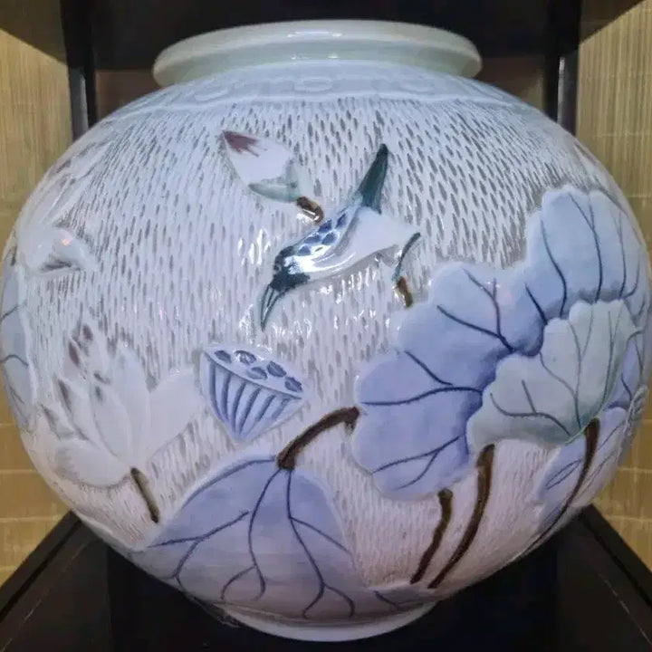 [BUNJANG] Jo Kyu-Young Celadon Porcelain Lotus Vase / 도예명장 청화백자