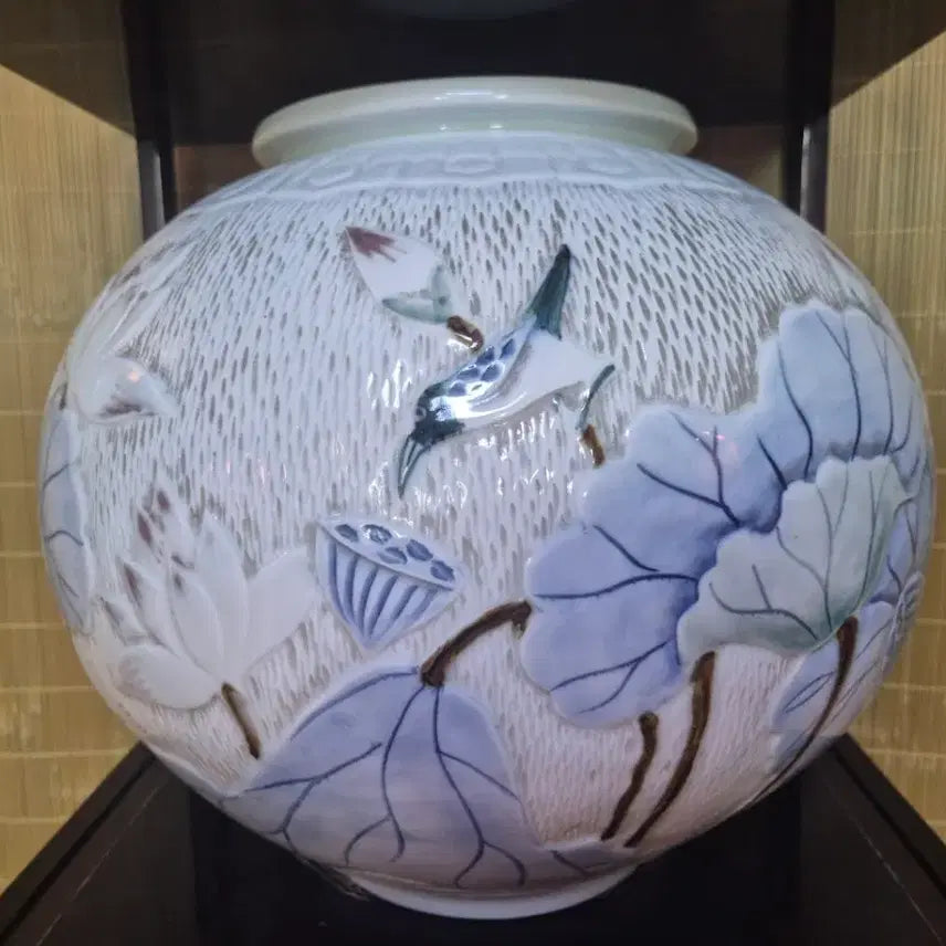 [BUNJANG] Jo Kyu-Young Celadon Porcelain Lotus Vase / 도예명장 청화백자