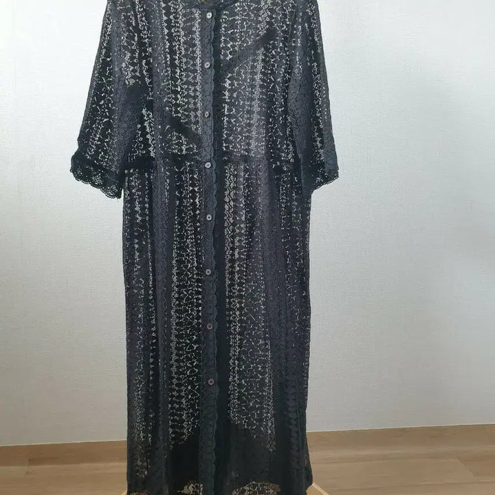 [SOLD OUT] 블랙 레이스 롱가디건 총길이110센지 싸이즈F