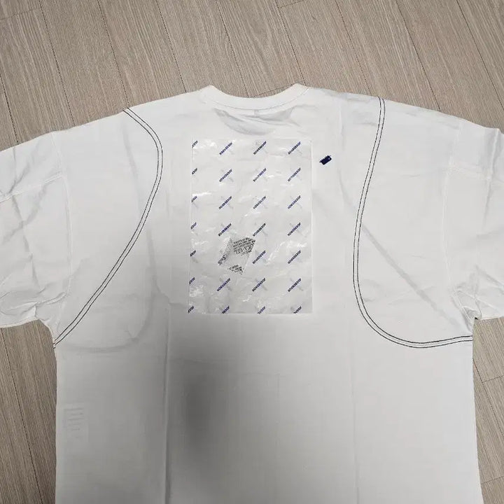 [SOLD OUT] 아더에러 A Peec 로고 아티피걸 티셔츠 오프 화이트