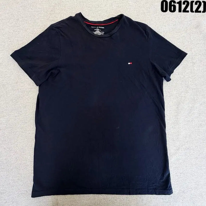 [BUNJANG] Tommy Hilfiger Navy T-Shirt Size M / 타미힐피거 반팔티 M 0612