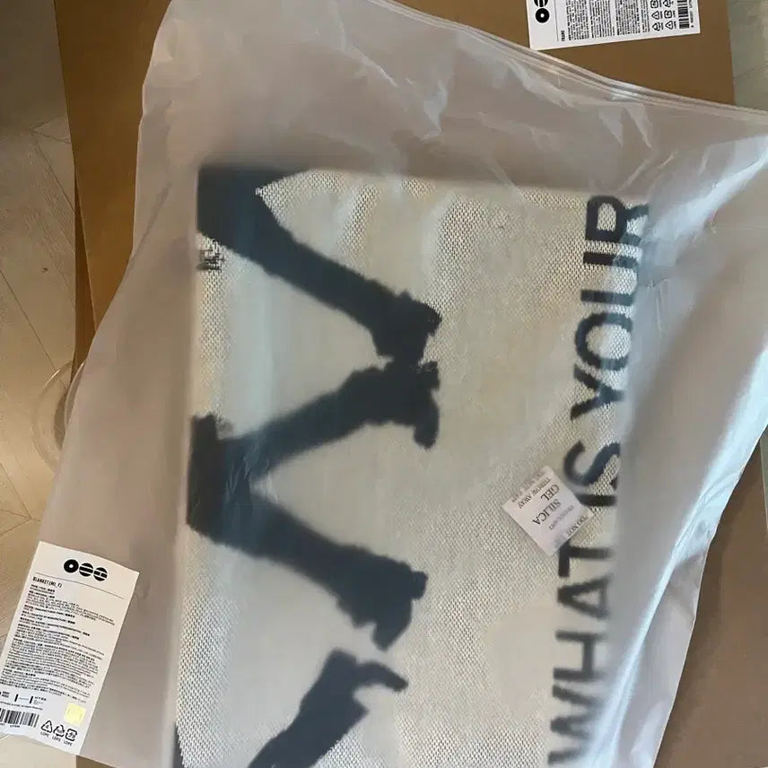 [BUNJANG] BTS Arirang Pop-up Blanket / BTS 아리랑 팝업 블랭킷
