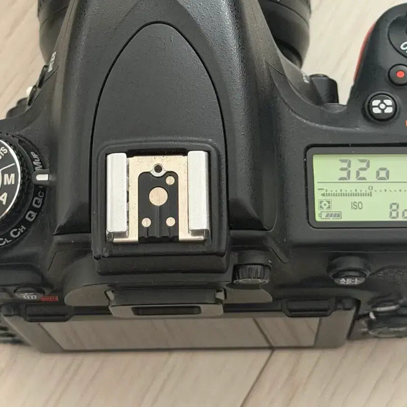 [BUNJANG] Nikon D750 Body, 24-70mm Lens, and Speedlight Kit / 니콘 D750 바디, 니콘 렌즈 24-70mm, 니콘 스트로보