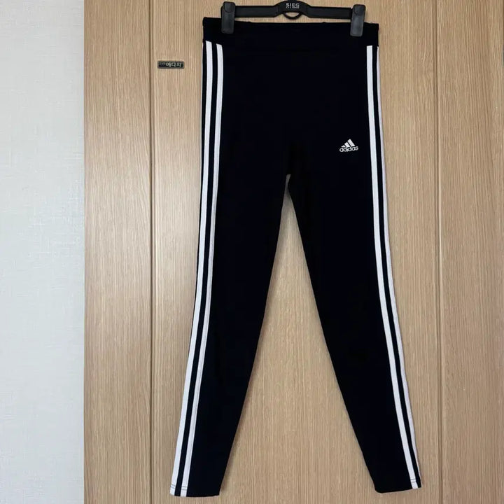 [SOLD OUT] 아디다스 삼선 레깅스 160 블랙