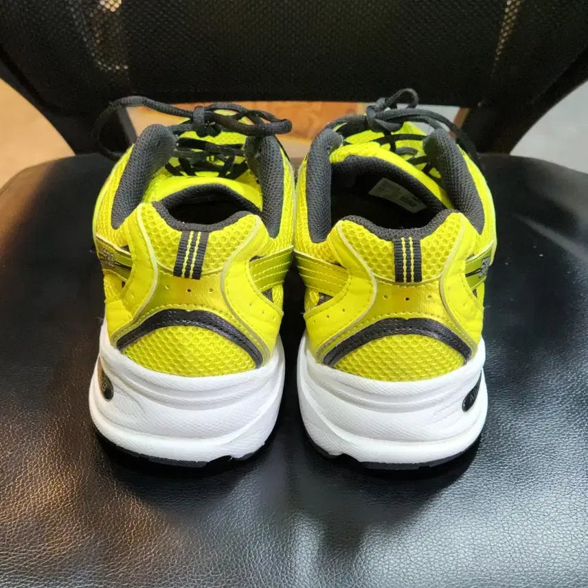 [BUNJANG] New Balance 530 Running Shoes Yellow 280mm / 뉴발란스 런닝화 530 옐로우 280mm