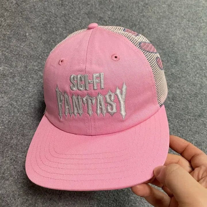 [BUNJANG] SCI-FI FANTASY Pink Flame Mesh Trucker Cap / SCI-FI FANTASY 바이커 로고 핑크 플레임 메쉬 트러커 캡
