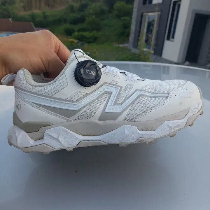 [BUNJANG] Millet Boa Dial Trekking Shoes / 밀레 보아 다이얼 트레킹화 235