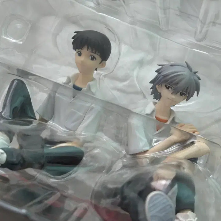 [BUNJANG] Kotobukiya Evangelion Shinji &amp; Kaworu School Uniform Ver. Figure / 에반게리온 신지 카오루 코토부키야 피규어 교복 ver. 판매