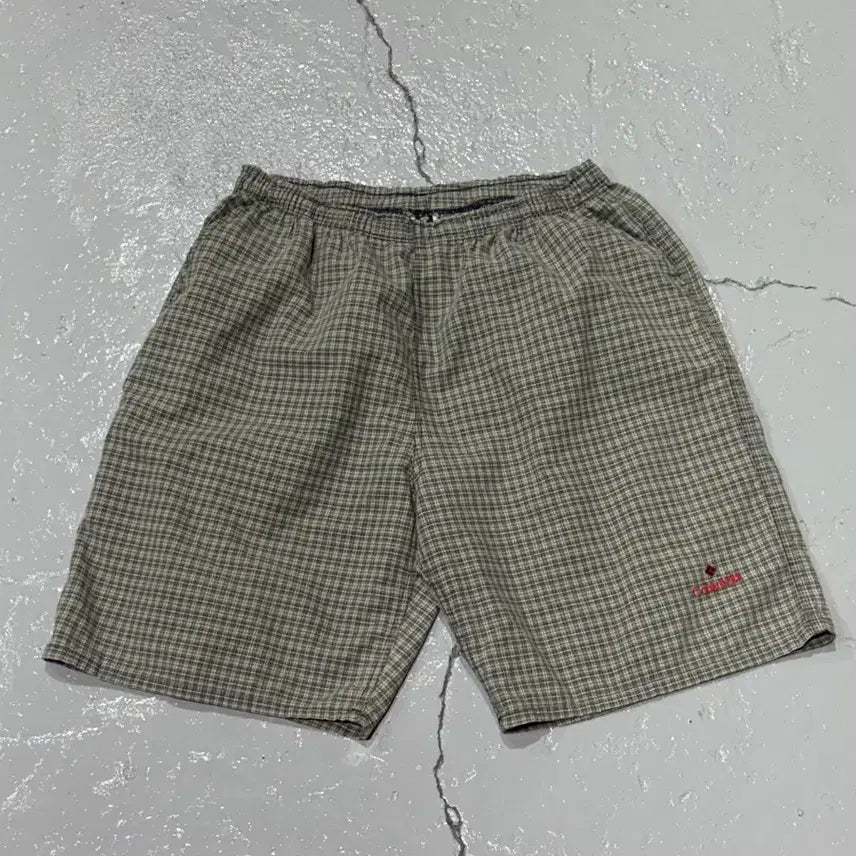 [BUNJANG] 90s Columbia Vintage Check Pattern Shorts / 90s 콜롬비아(Columbia) 빈티지 체크 패턴 반바지