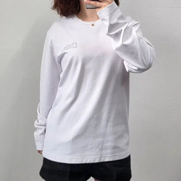 [BUNJANG] National Geographic Long Sleeve T-Shirt White L / [프립]L/내셔널지오그래픽 긴팔 티셔츠 화이트