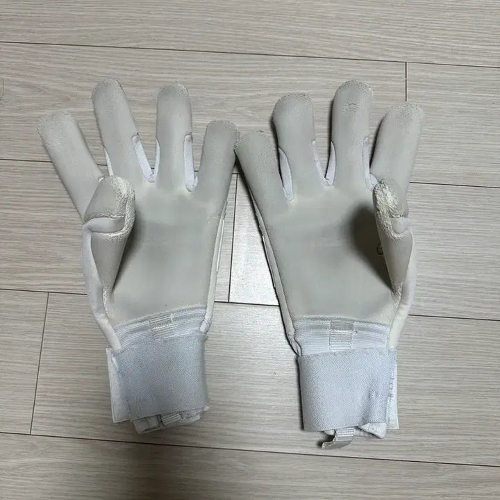 [BUNJANG] Union-Glory (Pro) Goalkeeper Gloves (Size 11) - Set of 3 / 골키퍼장갑 3개