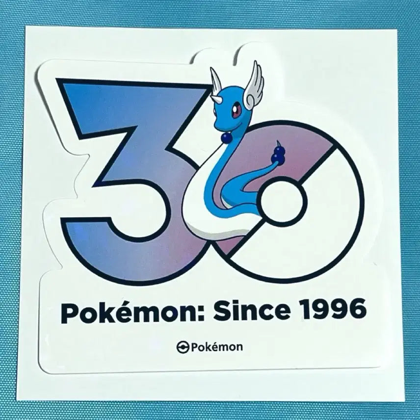 [SOLD OUT] 포켓몬스터 포켓몬 30주년 로고 스티커 신뇽
