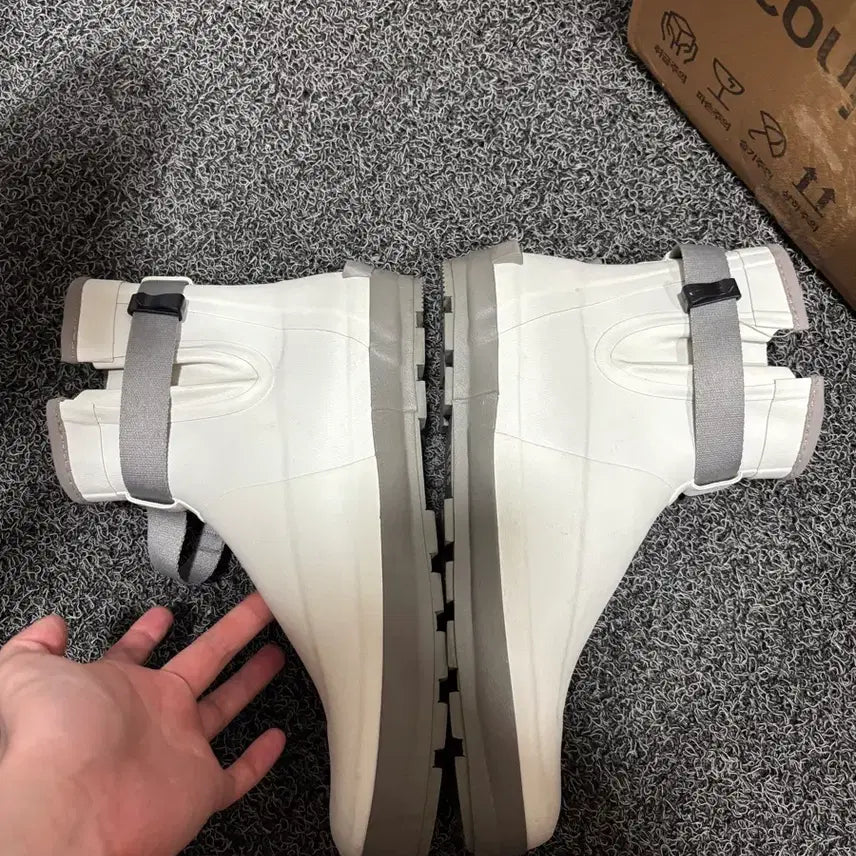[SOLD OUT] 문스타 마르케모디 샌드베이지 290