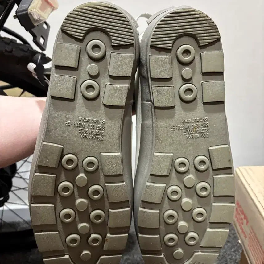 [SOLD OUT] 문스타 마르케모디 샌드베이지 290