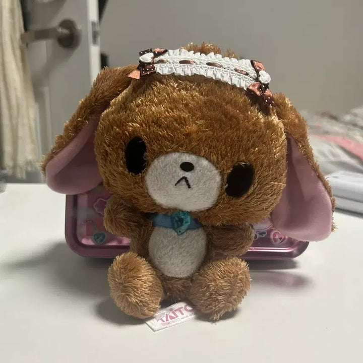 [BUNJANG] Kurousa Sugar Bunnies Doll with Blue Gem Necklace / 블루 보석 쿠로우사 슈가바니즈 인형