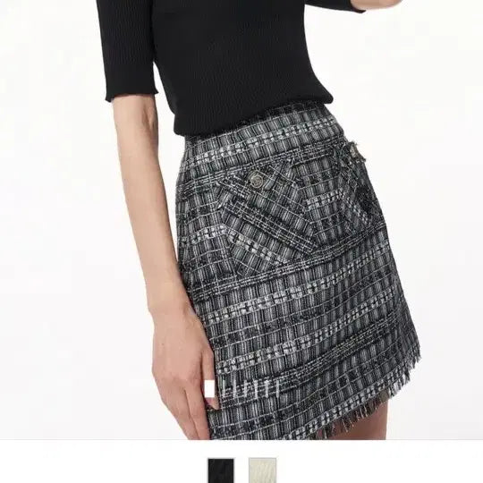 [BUNJANG] Time Signature Silk Blend Rib Knit V-Neck Top Black / 타임 시그니처 실크 블렌드 리브 니트 탑 블랙