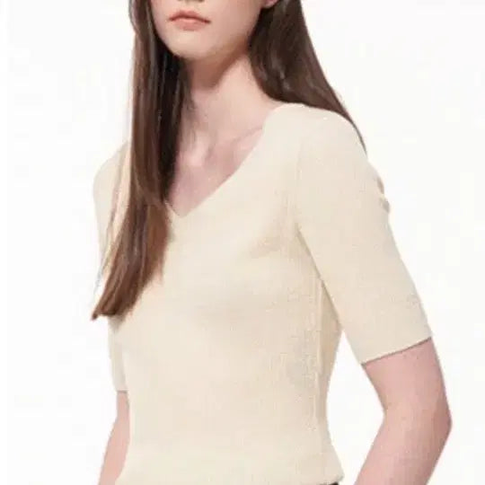 [BUNJANG] Time Signature Silk Blend Rib Knit V-Neck Top Black / 타임 시그니처 실크 블렌드 리브 니트 탑 블랙