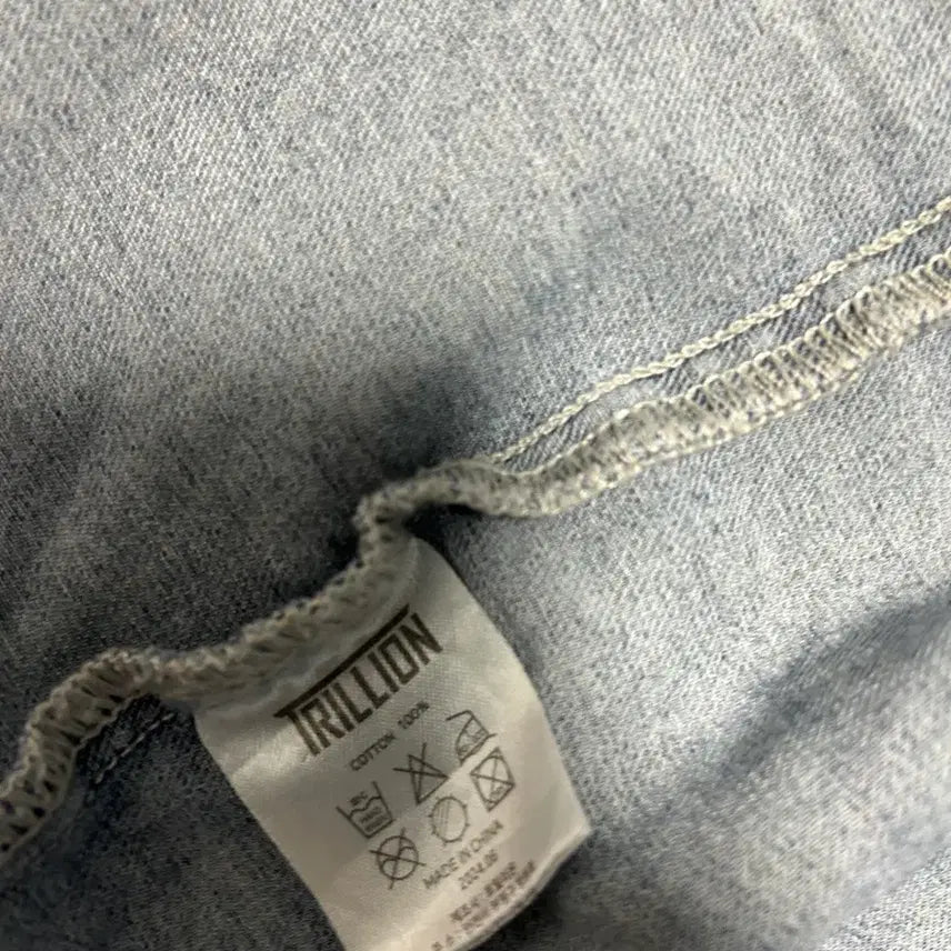 [SOLD OUT] 트릴리온 데님 반팔셔츠 XL