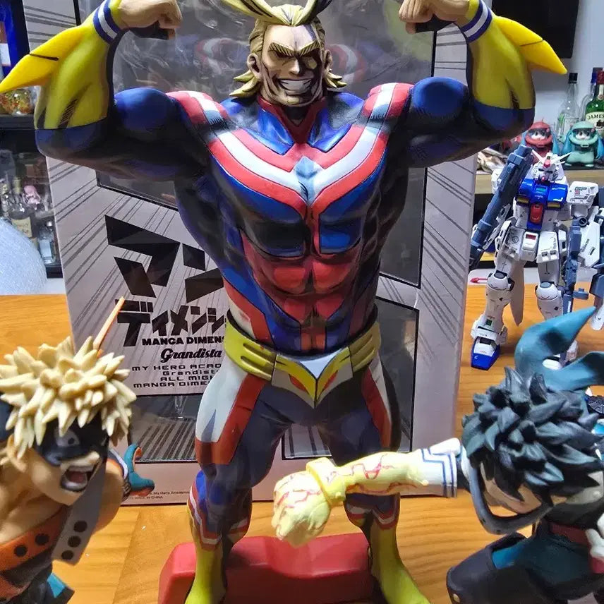 [BUNJANG] All Might Granista Manga Version &amp; My Hero Academia Figures Bundle / 올마이트 그란디스타 망가 버전및 나히아 피규어 다 드립니다