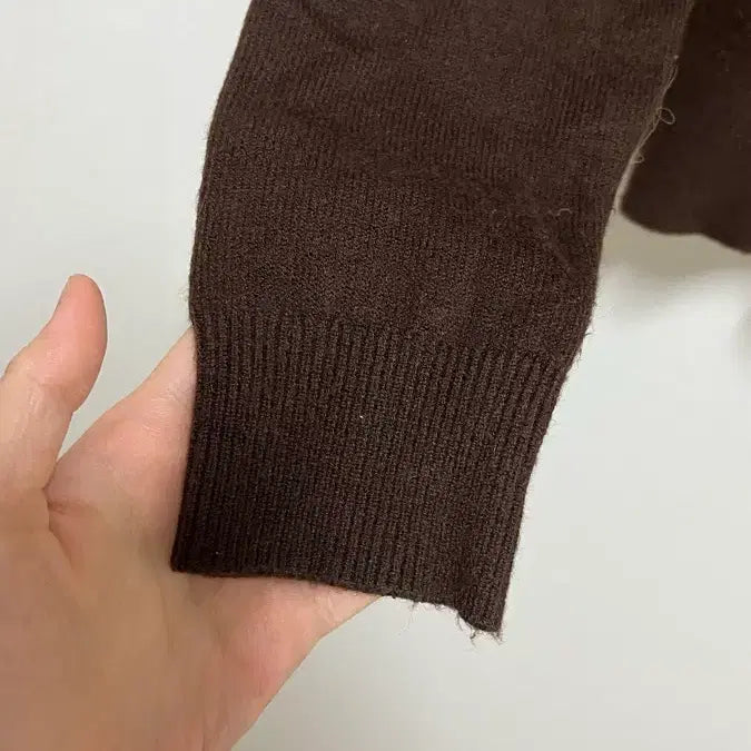 [SOLD OUT] 미쏘 브라운 라운드넥 가디건