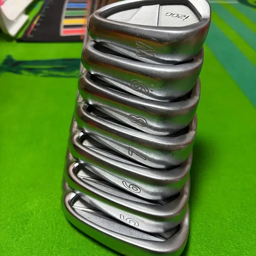 [BUNJANG] PING i200 Iron Set (4-PW) with AWT 2.0 Lite &amp; NS PRO 950GH S-Flex Shafts / 핑 i200 (4-P) 아이언 세트 950s 샤프트