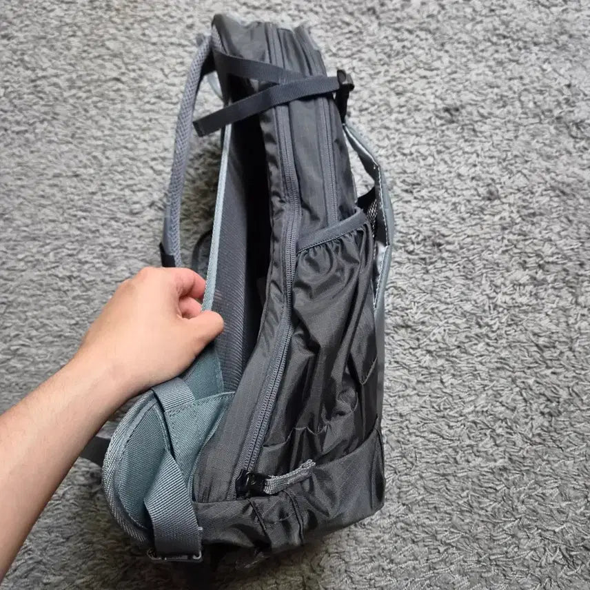 [SOLD OUT] deuter 도이터 velo air exp 에어 20L 배낭 가방 백팩