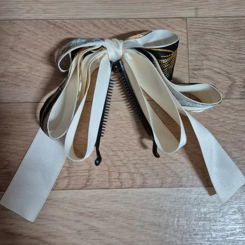 [BUNJANG] Banana Pin High-Quality Hairpin Set / [새상품]성수동 편집숍 바나나핀