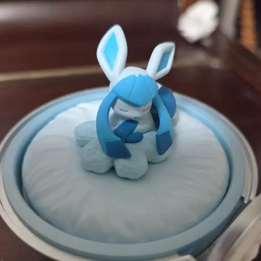 [BUNJANG] Pokemon Dreaming Case 2nd Edition Glaceon Figure / 포켓몬스터 드리밍 케이스 2탄 글레이시아