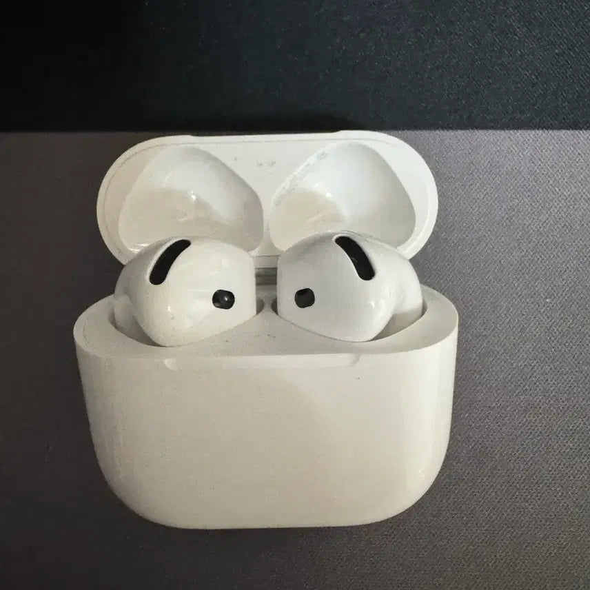 [BUNJANG] Apple AirPods 4th Generation / 에어팟 4세대 노캔X 제한보증 남아있음