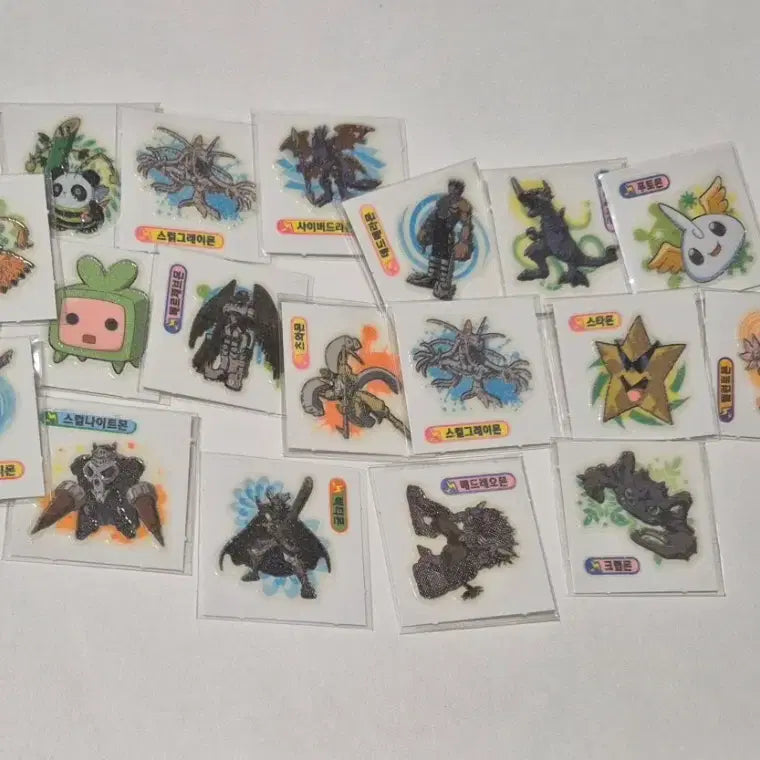 [BUNJANG] Classic Digimon Glow-in-the-Dark Seal Stickers (4 Stickers per Pack) / 1팩4장)고전 디지몬 야광 씰 스티커