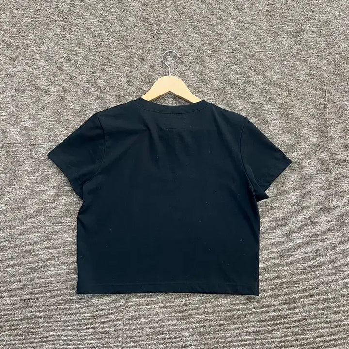 [BUNJANG] Matinkim Black Cropped Short-Sleeve T-Shirt Free Size / 마뗑킴 블랙 크롭 반팔티 Free